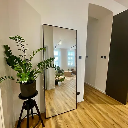 Old Town - Stefanikova Apartment